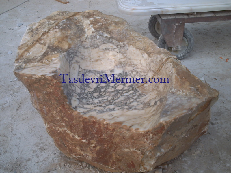 Doğal Mermer Koltuk